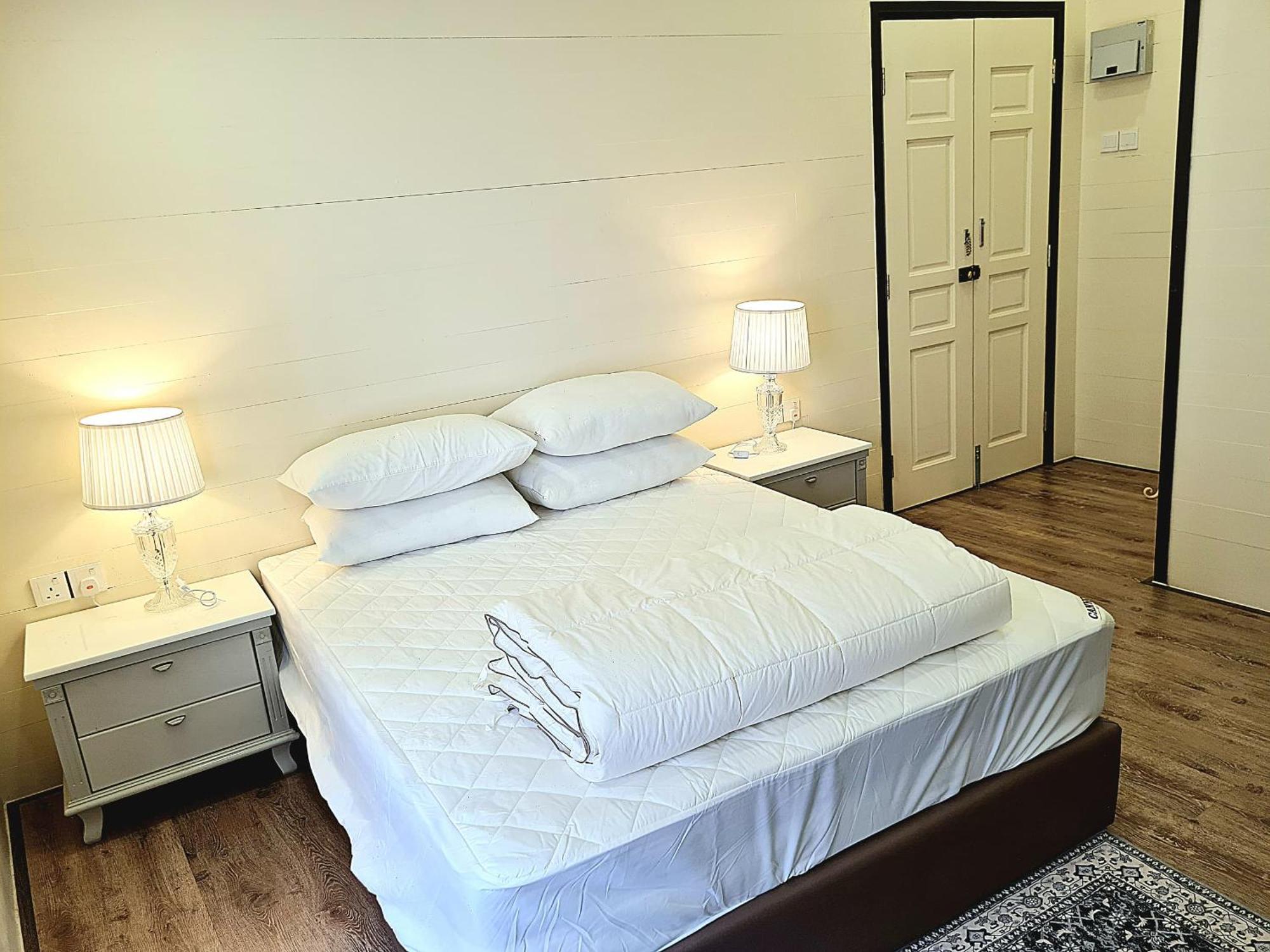 Stewart Hotel At 67 By Evr - Newly Renovated 2024 Джордж Таун Екстериор снимка