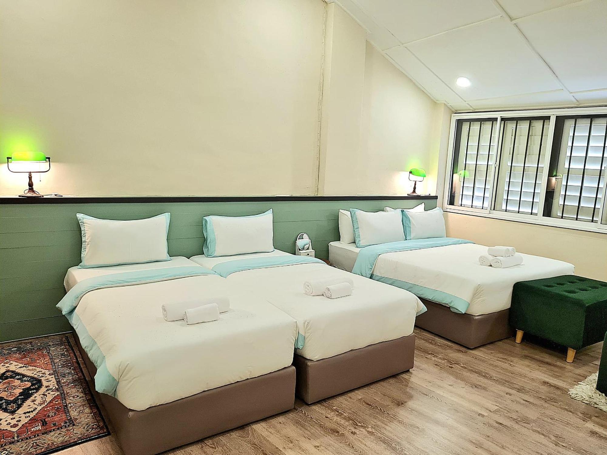 Stewart Hotel At 67 By Evr - Newly Renovated 2024 Джордж Таун Екстериор снимка